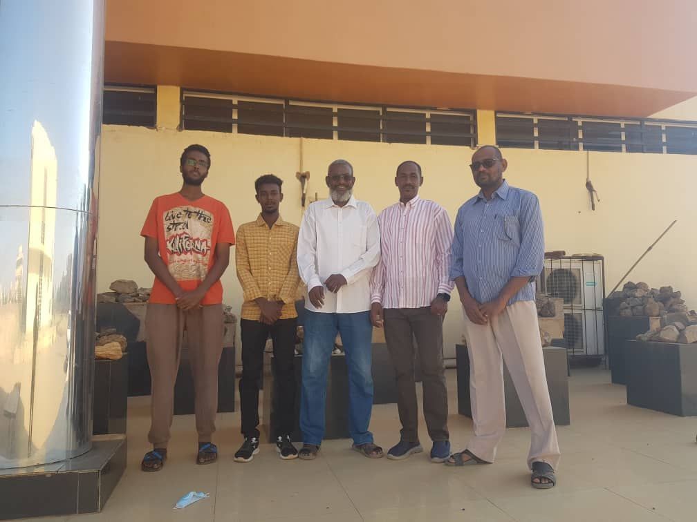 كلية المعادن والنفط تواصل نفرة إعادة إعمارها